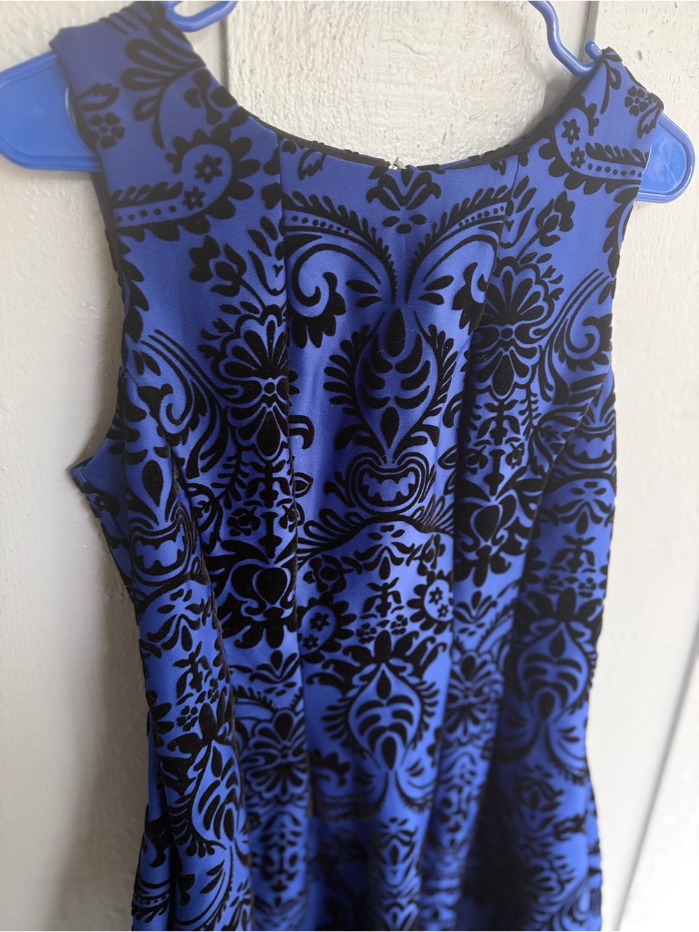 Roz & Ali Blue and Black Damask Fit-and-Flare Dress size 6 - Picture 7 of 8